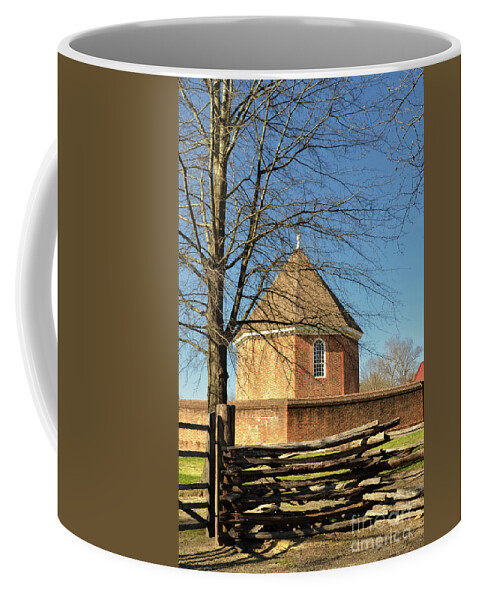 Williamsburg Coffee Mug featuring the photograph Colonial Williamsburg Armoury by Lois Bryan