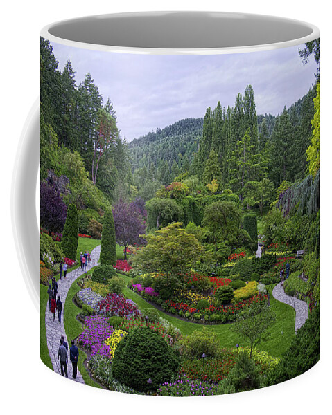 Travel Coffee Mug featuring the photograph Come To the Garden by Lucinda Walter