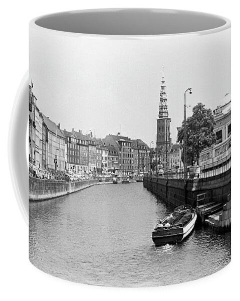 Kobenhavn Coffee Mug featuring the photograph Copenhagen Canal 1 by Lee Santa