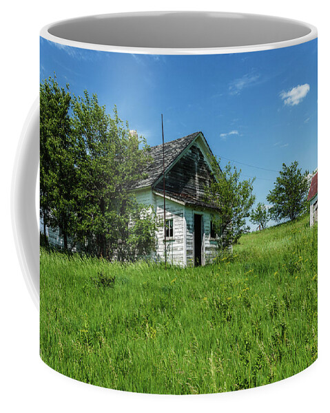 One Day In Iowa Photo Project Coffee Mug featuring the photograph Country School by Ed Peterson