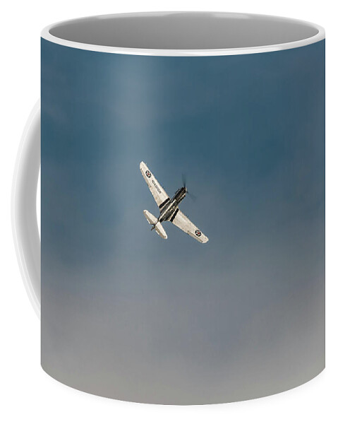 39-159 Coffee Mug featuring the photograph Curtiss-Wright P-40C Warhawk by Gary Eason