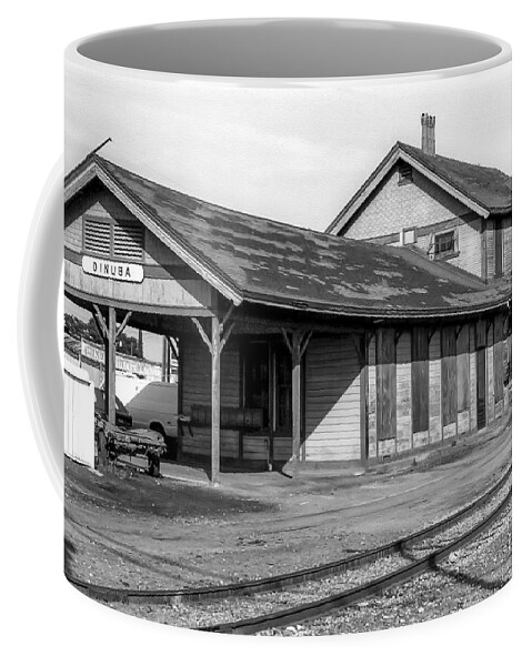 Train Station Coffee Mug featuring the photograph Dinuba Railroad Depot by Gene Parks