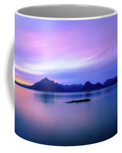 Elgol Coffee Mug featuring the photograph Elgol Sunset by Rob Davies