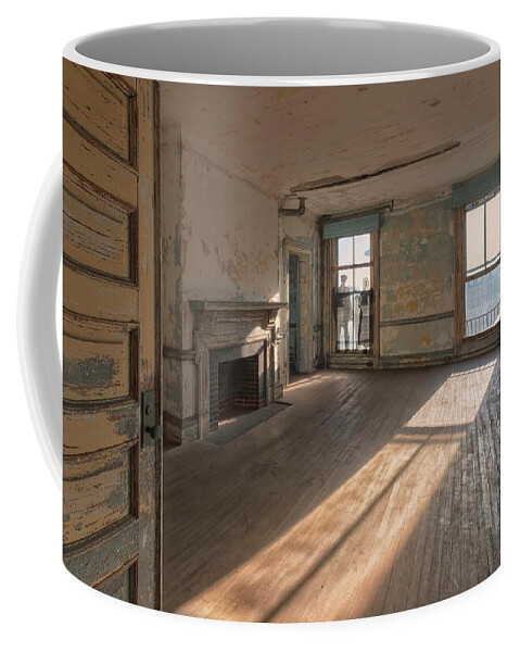 Jersey City New Jersey Coffee Mug featuring the photograph Ellis Island Staff House by Tom Singleton