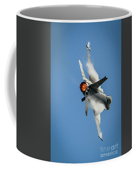 F-16 Coffee Mug featuring the photograph F-16 Banks Right by Tom Claud