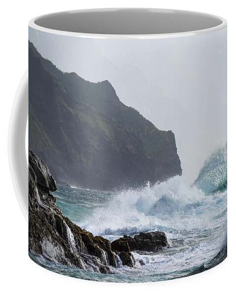 Kee Beach Coffee Mug featuring the photograph Fierce Waves by Jon Glaser