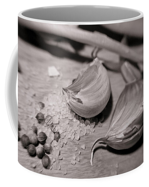 Food Coffee Mug featuring the photograph Garlic ready. by Elena Perelman