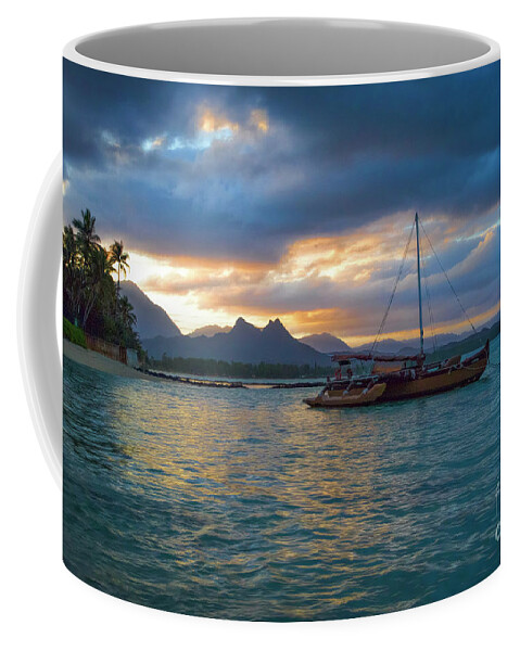 Back To The Islands Coffee Mug featuring the photograph Hawaiian Dreams by Mitch Shindelbower