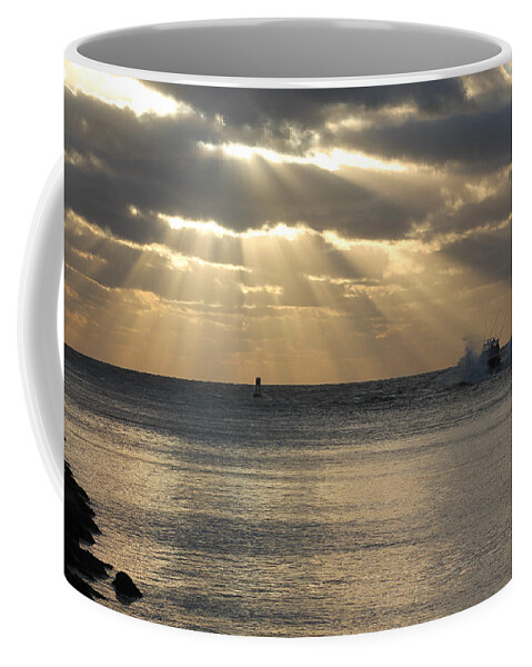Sun Coffee Mug featuring the photograph Into Dawn's Early Rays by Robert Banach