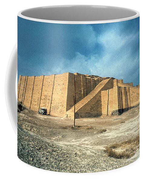 2100 B.c. Coffee Mug featuring the photograph Iraq: Ziggurat In Ur by Granger