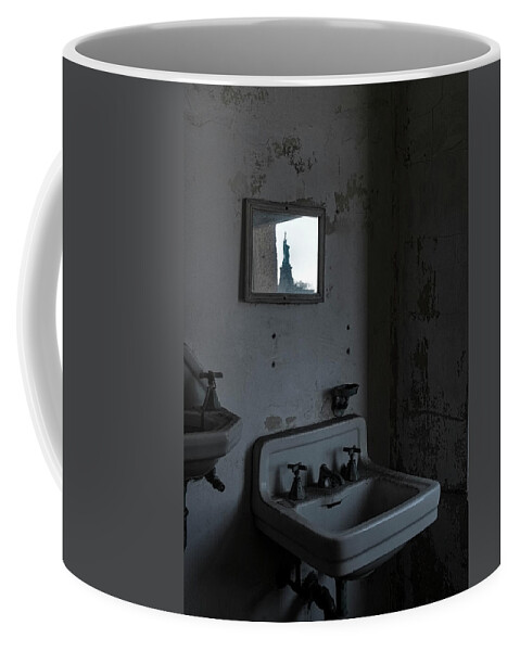 Jersey City New Jersey Coffee Mug featuring the photograph Lady Liberty In The Mirror by Tom Singleton