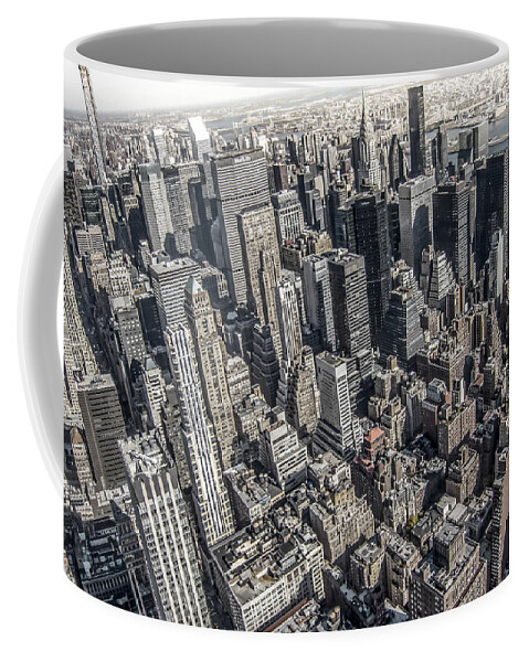 New York Coffee Mug featuring the photograph Manhattan by Nicklas Gustafsson