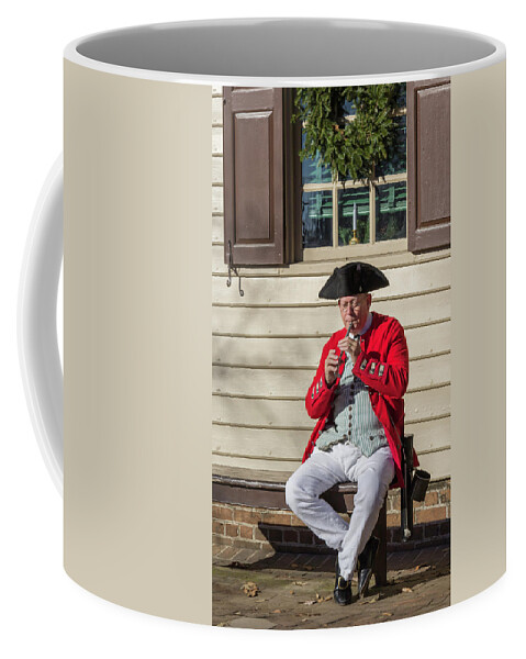 2015 Coffee Mug featuring the photograph Chowning's Tavern Entertainer by Teresa Mucha