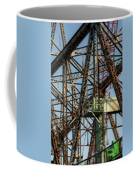  Coffee Mug featuring the photograph Memorial Bridge by Mark Alesse
