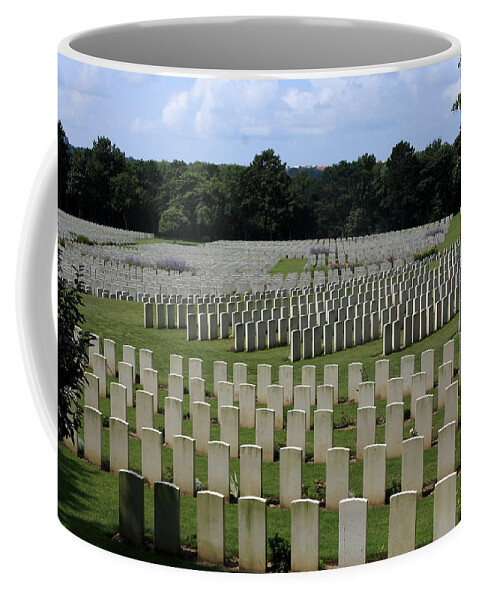 Memorial Day Coffee Mug featuring the photograph Memorial To Fallen Soldiers by Aidan Moran