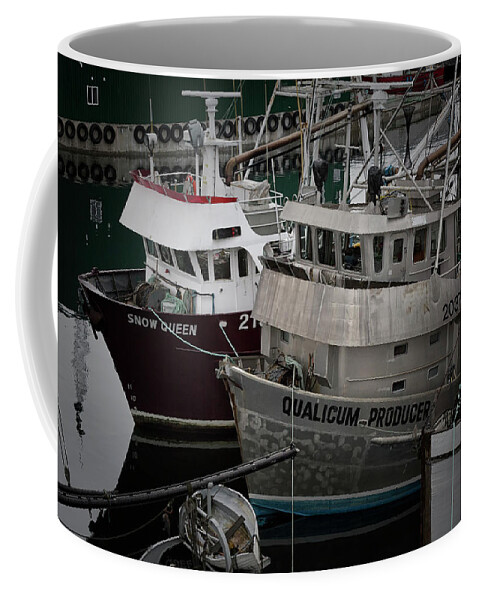 Discovery Harbour Coffee Mug featuring the photograph Moored by Randy Hall