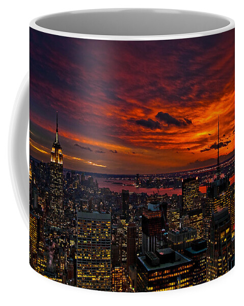New York Coffee Mug featuring the photograph Nature's Palette by Neil Shapiro
