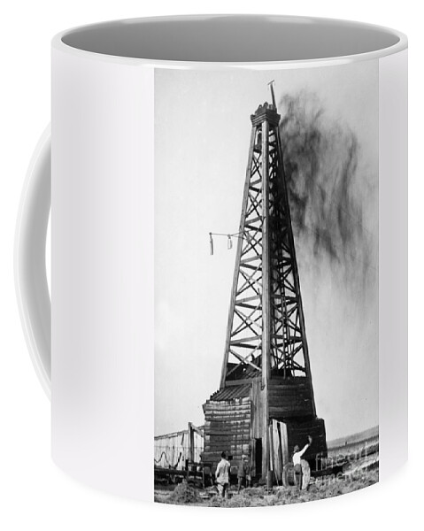 1922 Coffee Mug featuring the photograph OKLAHOMA OIL WELL, c1922 by Granger