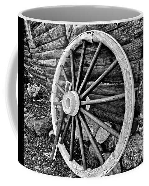 Cabin Coffee Mug featuring the photograph Painted Wagon by Ed Boudreau