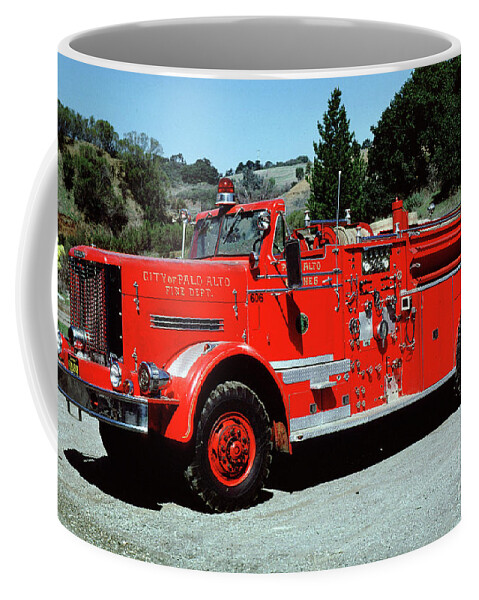 Palo Alto Engine #6 Coffee Mug featuring the photograph Palo Alto Engine #6, Oshkosh-Van Pelt by Wernher Krutein