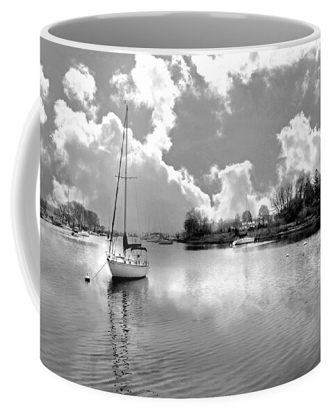 Landscape Coffee Mug featuring the photograph Perfect Combination by Diana Angstadt