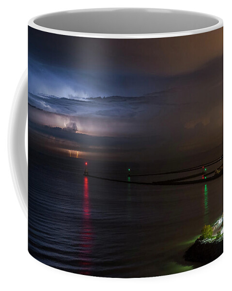  Coffee Mug featuring the photograph Proposal by Dan Hefle