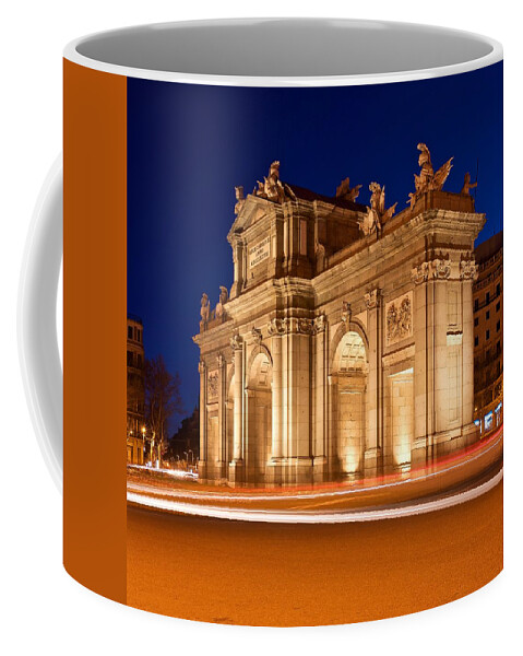 Plaza De La Independencia Coffee Mug featuring the photograph Puerta de Alcala madrid by Stephen Taylor