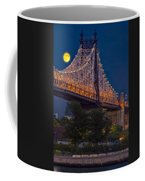 Queensboro Bridge Coffee Mug featuring the photograph Queensboro 59 Street Bridge Full Moon by Susan Candelario