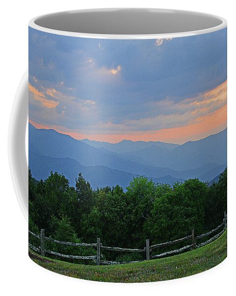 Landscape Coffee Mug featuring the photograph Setting Sun by Alan Lenk