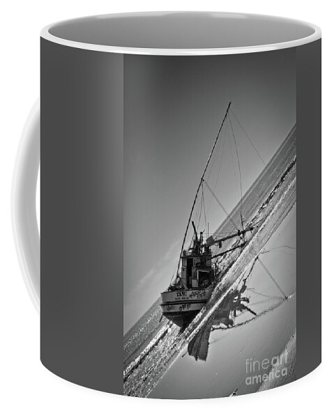 Ship Coffee Mug featuring the photograph Shipwrecked by Ana V Ramirez