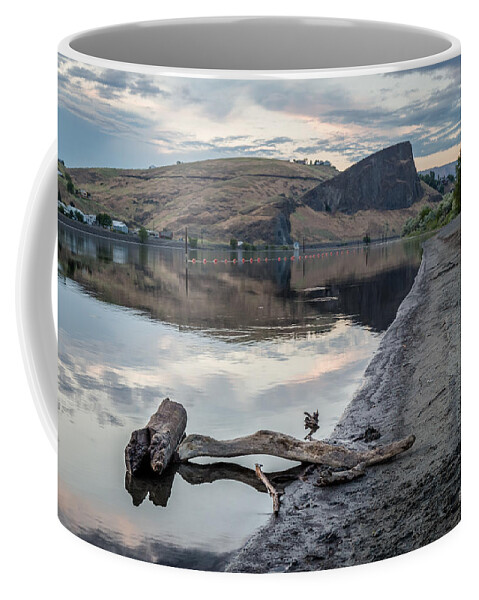 Lewiston Idaho Clarkston Washington Id Wa Lewis Clark Lc Valley Drift Wood Snake River Beach Rock Hell's Canyon National Park Shoreline Water Clouds Swallows Nest Sand Still Coffee Mug featuring the photograph Shoreline View of the Rock by Brad Stinson