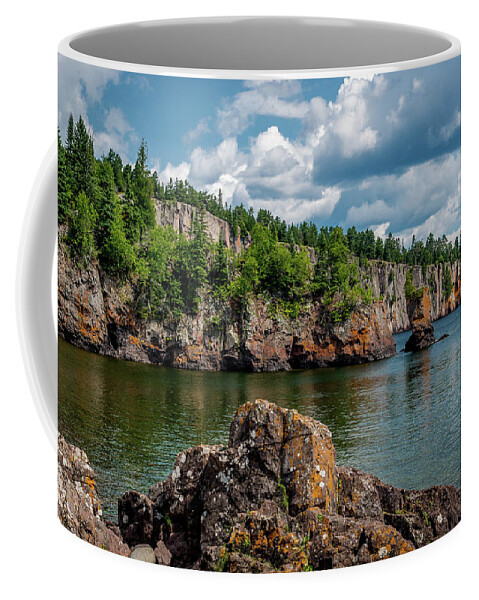 Lake Superior Coffee Mug featuring the photograph Shovel Point by Gary McCormick