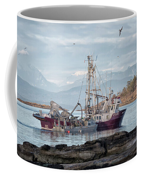 Fishing Boats Coffee Mug featuring the photograph Snow Queen by Randy Hall