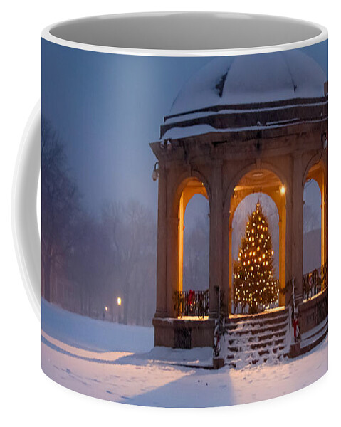 Salem Coffee Mug featuring the photograph Snowy night on the Salem Common by Jeff Folger