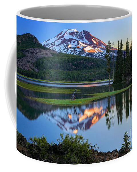 America Coffee Mug featuring the photograph Sparks Lake Sunrise by Inge Johnsson
