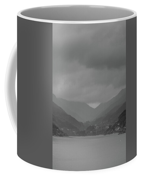 Long Exp Coffee Mug featuring the photograph Square root of Geres by Bruno Rosa