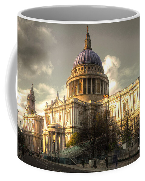 St Pauls Cathedral Coffee Mug featuring the photograph St Paul's Cathedral by Rob Hawkins