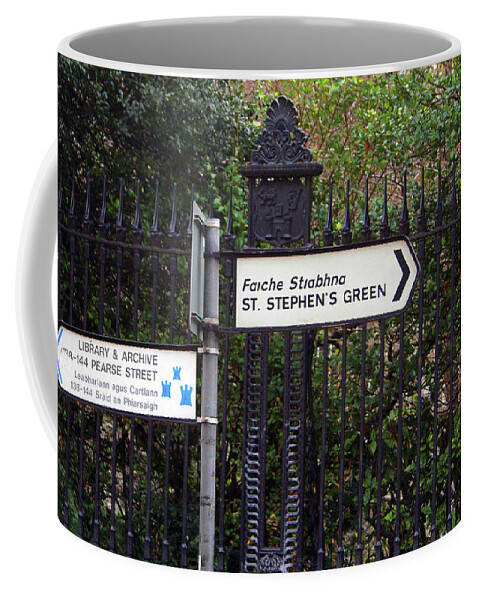 Sign Post Coffee Mug featuring the photograph St Stephen's Green Ahead by Maria Keady