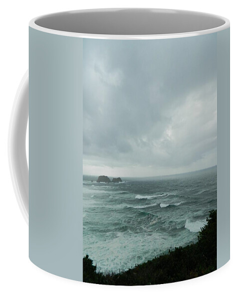 Oregon Coffee Mug featuring the photograph Storm Coming In by Gallery Of Hope 