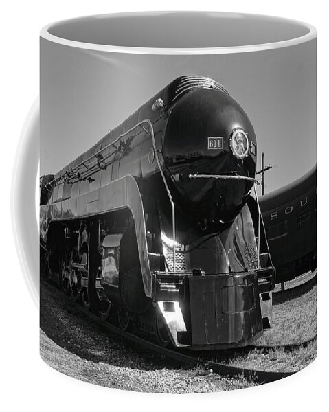  Coffee Mug featuring the photograph Streamline 2 by Rodney Lee Williams