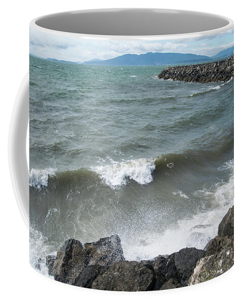 Strong Winds At Zuanich Point Coffee Mug featuring the photograph Strong Winds at Zuanich Point by Tom Cochran