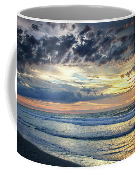 Color Coffee Mug featuring the photograph Sunrise above the Sea -4 by Alan Hausenflock