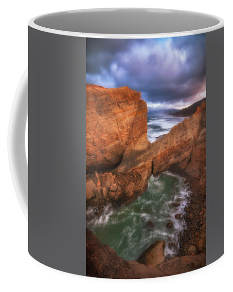 Oregon Coffee Mug featuring the photograph Sunset in Cove by Darren White