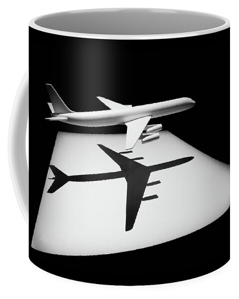 Model Coffee Mug featuring the digital art The Douglas DC-8 by Steve Taylor