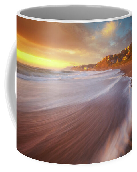 Oregon Coffee Mug featuring the photograph The Golden Years by Darren White