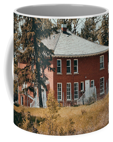 Park Coffee Mug featuring the photograph The Red Brick House by Maria Angelica Maira
