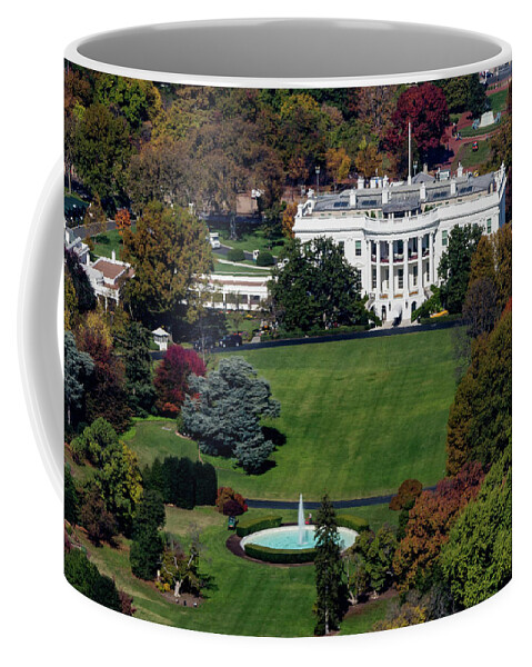 Washington Dc Coffee Mug featuring the photograph The White House by Ed Clark