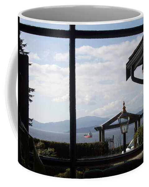 City Coffee Mug featuring the photograph Through the Looking Glass by Mary Mikawoz