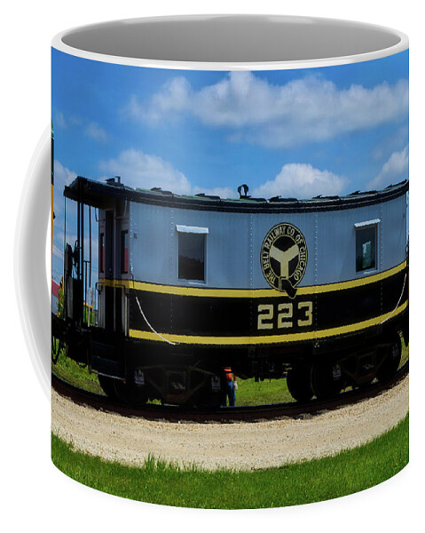 Caboose Coffee Mug featuring the photograph Trains Caboose 223 Beltway of Chicago by Thomas Woolworth