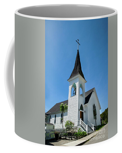 Summer Coffee Mug featuring the photograph Trinity Church by Ed Taylor